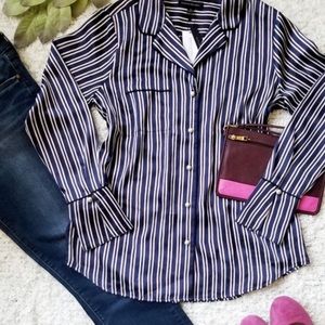 Silk style striped banana republic blouse with pear buttons